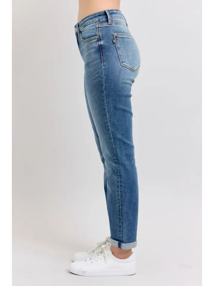 Judy Blue Classic Mid Rise Vintage Wash Boyrfriend Jeans