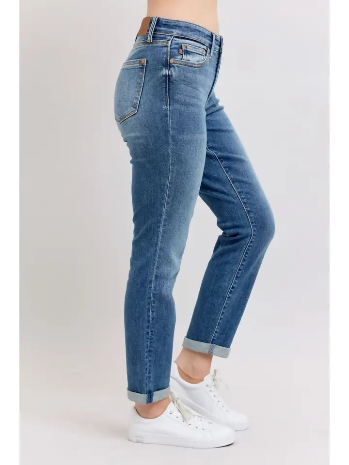 Judy Blue Classic Mid Rise Vintage Wash Boyrfriend Jeans