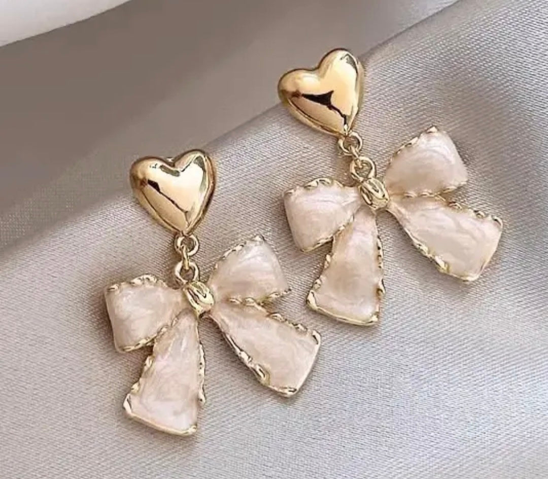 WC 26 Jewelry Collection